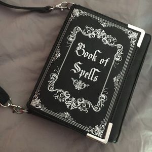 HALLOWEEN CROSSBODY BAG “BOOK OF SPELLS”